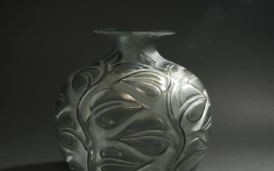 Rene Lalique, 'Sophora' vase, 1926