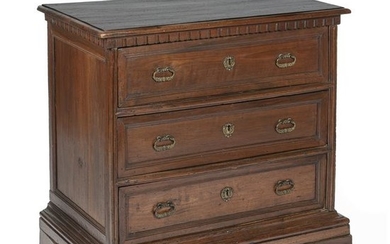 A 17th century Venetian walnut small chest of drawers
