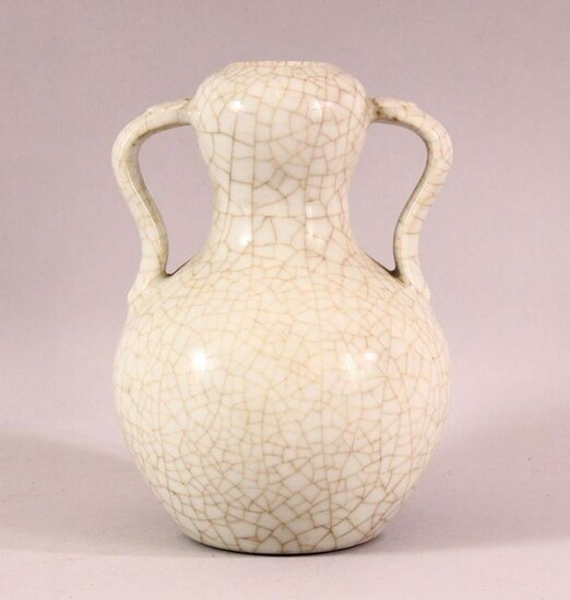 A CHINESE CRACKLE GLAZED PORCELAIN TWIN HANDLE VASE