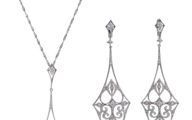 A DIAMOND NECKLACE AND EARRING SUITE