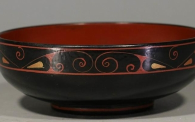 A LACQUER CARVED STORY PATTERN BOWL