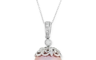 A PINK PEARL AND DIAMOND PENDANT AND CHAIN in 18ct