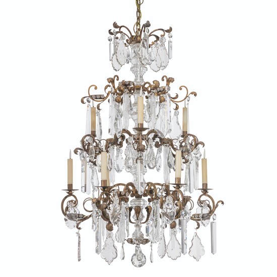 AN ITALIAN CUT, MOULDED AND BLOWN GLASS, TOLE AND GOLD-PAINTED METAL NINE-LIGHT CHANDELIER