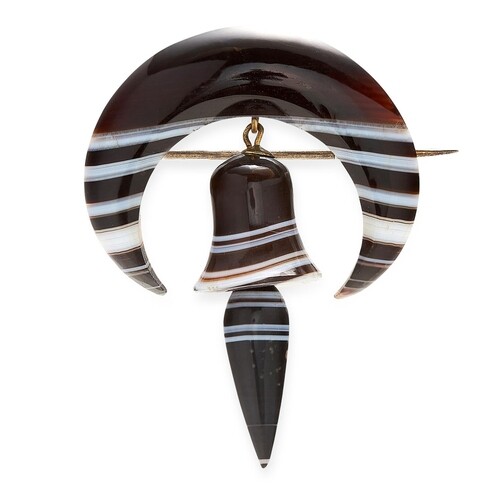 ANTIQUE BANDED AGATE BELL BROOCH, designed as a crescent, su...