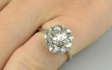 An early 20th century 18ct gold old-cut diamond cluster