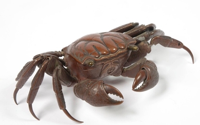 Articulated bronze "Crab" with brown patina. Japanese work. Period: 19th century, Meiji period. (*) L.:+/-21cm.