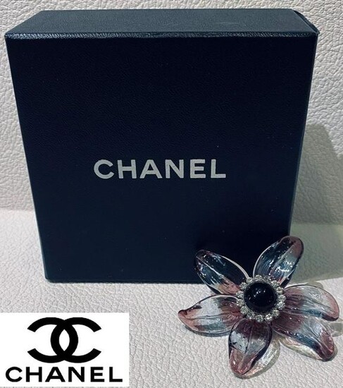 Authentic Runway Chanel Decorative Floral Pendant/Pin