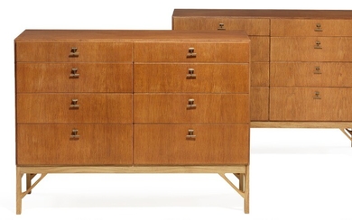 Børge Mogensen: A pair of patinated oak chests of drawers, front with eight drawers fitted with special brass handles. Model A 234. (2)