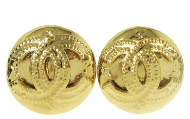 CHANEL CC Logos Button Motif Earrings Gold-Tone Clip-On 94P Accessories