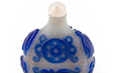 CHINESE BLUE CUT TO SNOWFLAKE OVERLAY GLASS SNUFF BOTTLE Late 19th Century Height 2.5". Glass