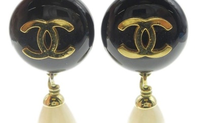 Chanel Artificial Pearl Dangle Earrings Clip-On Black 94A