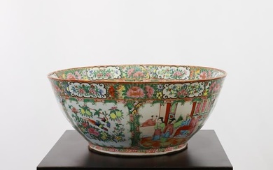 Chinese Rose Medallion Porcelain Punch Bowl