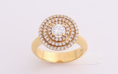 Elegant yellow gold ring, 750/000, with diamond. Ring