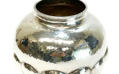 French 950 Silver Hand Hammered Bowl, Petal Form Base