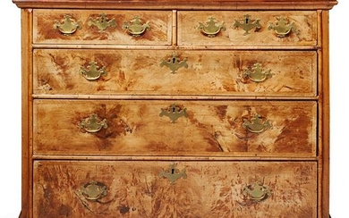 GEORGE I WALNUT CHEST OF DRAWERS EARLY 18TH CENTURY