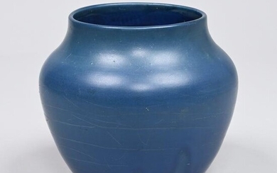 Hampshire Pottery Vase, 1905-15
