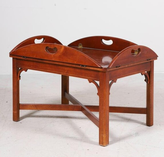 Hekman Chippendale style walnut butler's coffee table