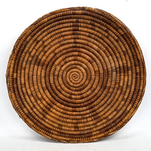 Hopi Native American (Arizona) hand woven wicker basket, dia...
