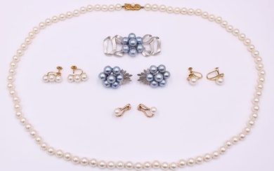 JEWELRY. Grouping of 18kt and 14kt Gold and Pearl