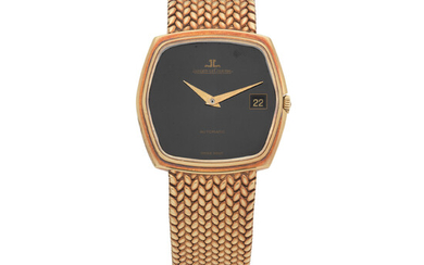 Jaeger-LeCoultre. An 18K gold automatic bracelet watch with onyx dial Ref 5000 21, Circa 1980