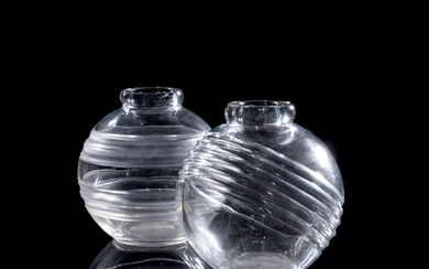 Jean Luce (1895-1964) Deux vases en verre soufflé moulé repris à la roue et satiné