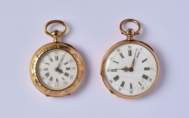 Lot en or jaune 18K (750/oo) comprenant deux montres de col, cadrans à fond émaillés...