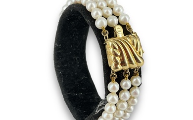 Multi-Strand Pearl Bracelet With 14kt Yellow Gold Elements
