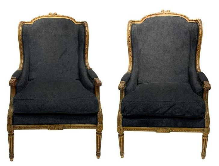 Pair of bergÃ¨re armchairs in golden wood, XX century.