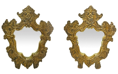 Paire de miroirs dans un cadre en bois doré 36x31 cm