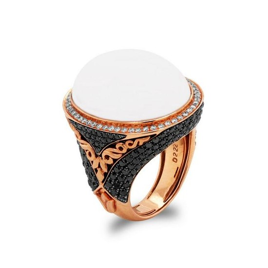 Rose Gold and White Black Diamond Ring with White Agate