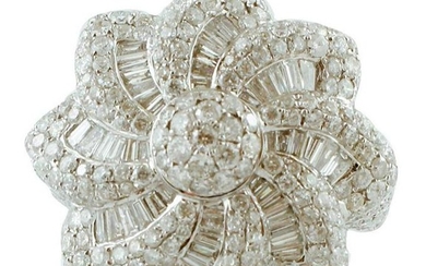 Round & Baguette Diamonds, 18k White Gold Flower Ring
