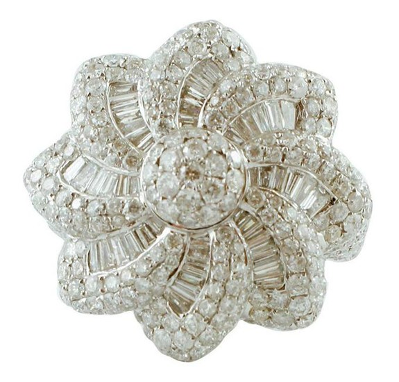 Round & Baguette Diamonds, 18k White Gold Flower Ring