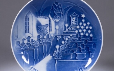 Royal Copenhagen Porcelain Christmas 1968 Plate