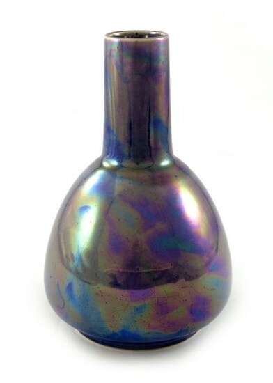 Ruskin Pottery, a lustre vase, 1922, con