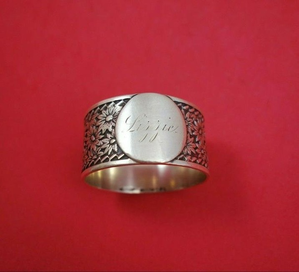Shiebler Sterling Silver Napkin Ring with Floral Design 1 3/4" x 5/8"