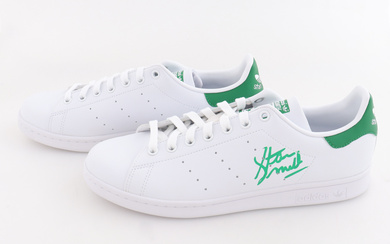 Stan Smith Signed Pair of Adidas Basketball Shoes (Beckett)
