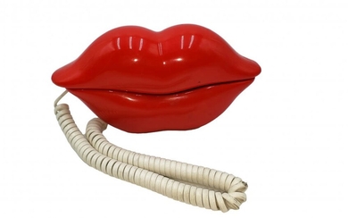 Telequest Vintage 80s LIPS Red Kiss Phone Pop Art