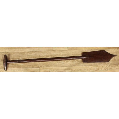 Tribal Art - a Polynesian paddle, T-shaped handle, 109.5cm l...