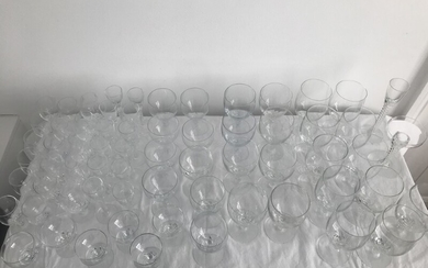 “Twist” A glass stemware. Manufactured by Holmegaard. (64)