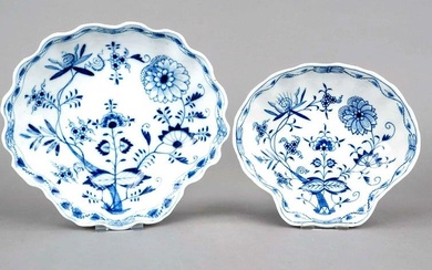 Two shell bowls, Meissen, decor