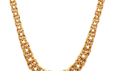 Un collier à maillons fantaisie gradués en or 9ct, avec fermoir mousqueton, longueur 43.5cm, 12.1g...