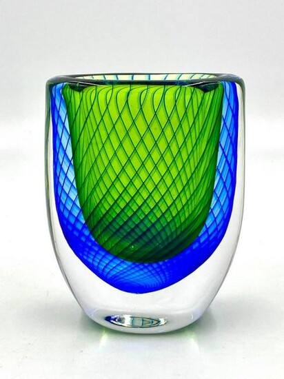 Vicki Lindstrand Art Glass Vase for Orrefors Kosta
