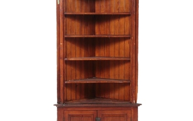 Victorian Yellow Pine Wainscot Corner Cabinet, Late 19th Century