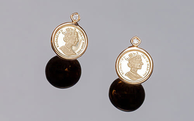 Yellow gold earrings with British mints: Elizabeth II, Isle...