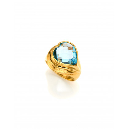 Yellow gold ring with a heart shape aquamarine, g 10.63 circa size 16/56. Signed and marked Magie, 966 AR. (slight...