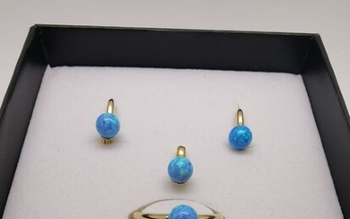 14 kt. Gold - Earrings, Pendant, Ring, Set - 0.90 ct Opal - Opal