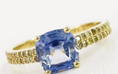 1.40 ct blue sapphire & 0.40 ct vs fancy mix color diamonds designer ring - 14 kt. Yellow gold - Ring Sapphire - Diamonds, AIG Lab Report No Reserve