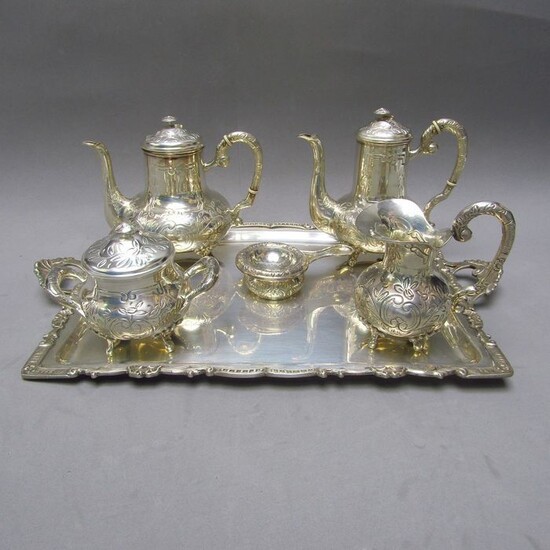 1.500 gr. - Coffee and tea service - Silver - First half 20th century