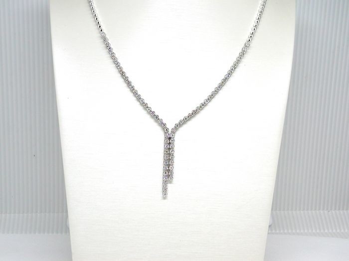 18 kt. White gold - Necklace - 7.00 ct Diamond