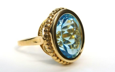 18 kt. Yellow gold - Ring - 7.00 ct Topaz